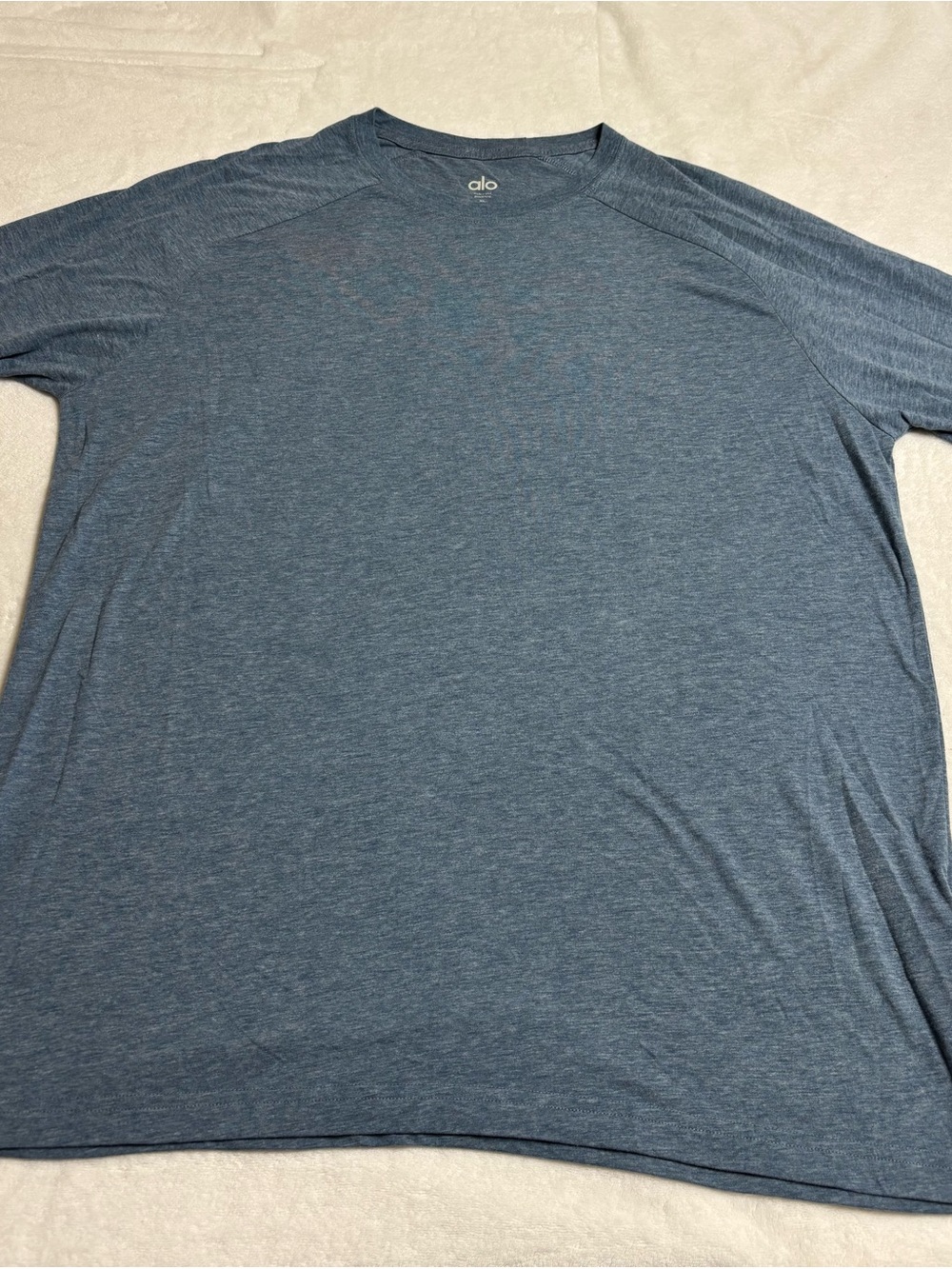 ALO Yoga Men's Heather Navy Short-Sleeve Crew Tee